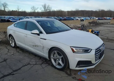2019 Audi A5 Premium Plus S-Line z USA, uszkodzony, nr VIN WAUENCF58KA087572